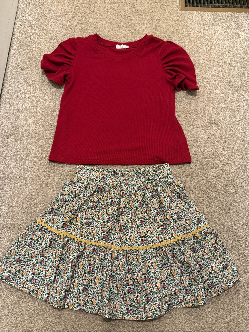 Hayden Girls Size small Red Puff-Sleeve Top and Floral Tiered Skirt Set